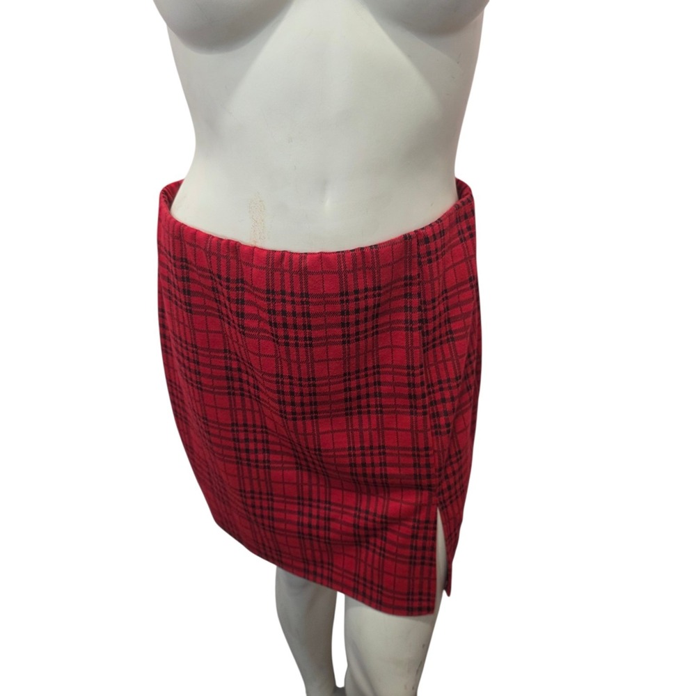 Better Be 1X Red Black Plaid Mini Skirt Womens Plus Size Stretch Side Slit
